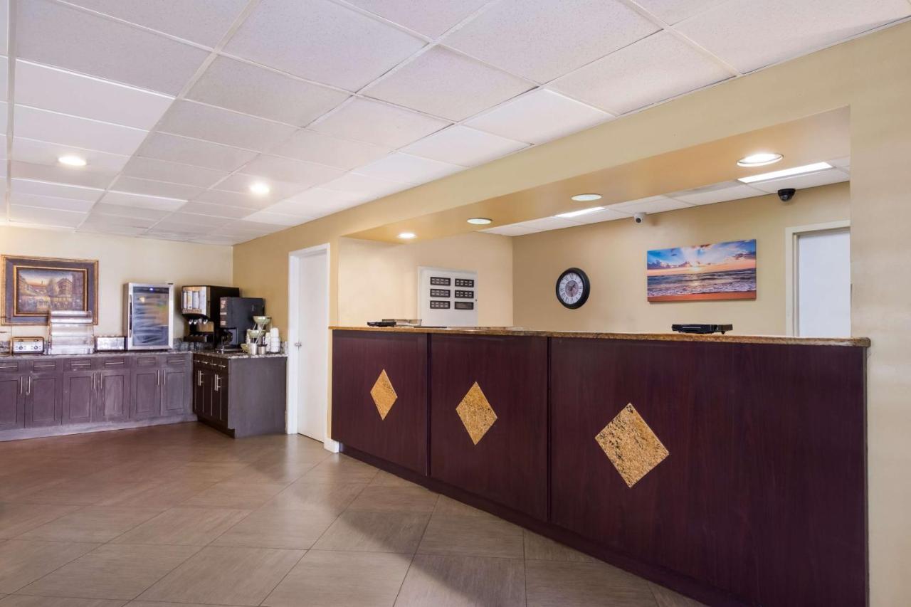 Surestay Hotel By Best Western St Pete Clearwater Airport Exterior foto