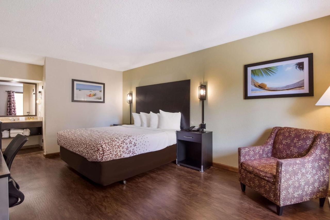Surestay Hotel By Best Western St Pete Clearwater Airport Exterior foto